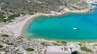 Un’estate di puro relax, viaggio alla scoperta delle isole disabitate della Grecia