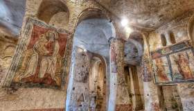 Santa Lucia alle Malve a Matera, la chiesa rupestre che custodisce il volto più intimo del monachesimo femminile