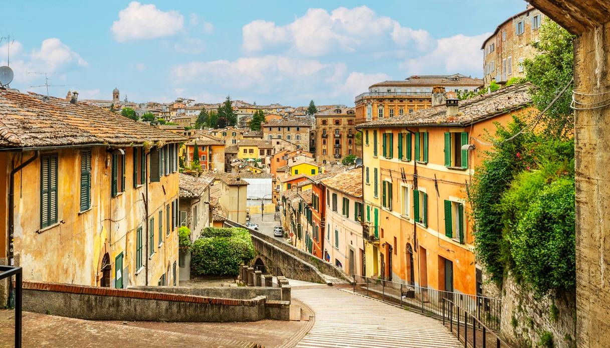 La spettacolare via dell'acquedotto di Perugia
