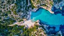 Calo des Marmols, la spiaggia solitaria e incontaminata tra le scogliere di Maiorca