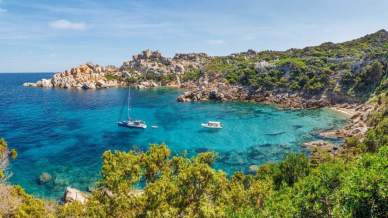 Capo Testa, il promontorio selvaggio immerso nelle rocce granitiche della Sardegna