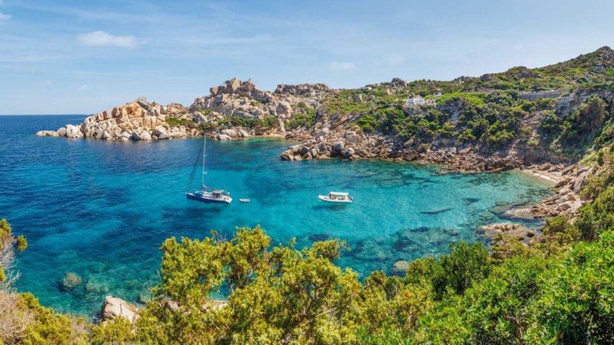 Capo Testa, il promontorio selvaggio immerso nelle rocce granitiche della Sardegna