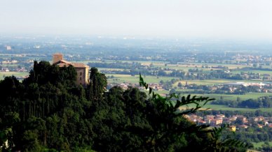 Castello di Bianello, il sontuoso maniero di Matilde di Canossa (che ha fatto innamorare Kate Middleton)
