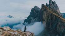 Avventura in solitaria: le 10 migliori mete nel 2026 per superare i propri limiti (Italia inclusa)