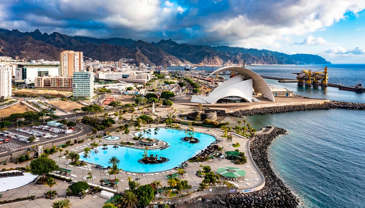 C'&egrave; anche Santa Cruz de Tenerife tra le location di "In the Grey"
