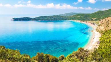 Jaz Beach, la spiaggia del Montenegro premiata tra le 50 più belle al mondo nel 2026