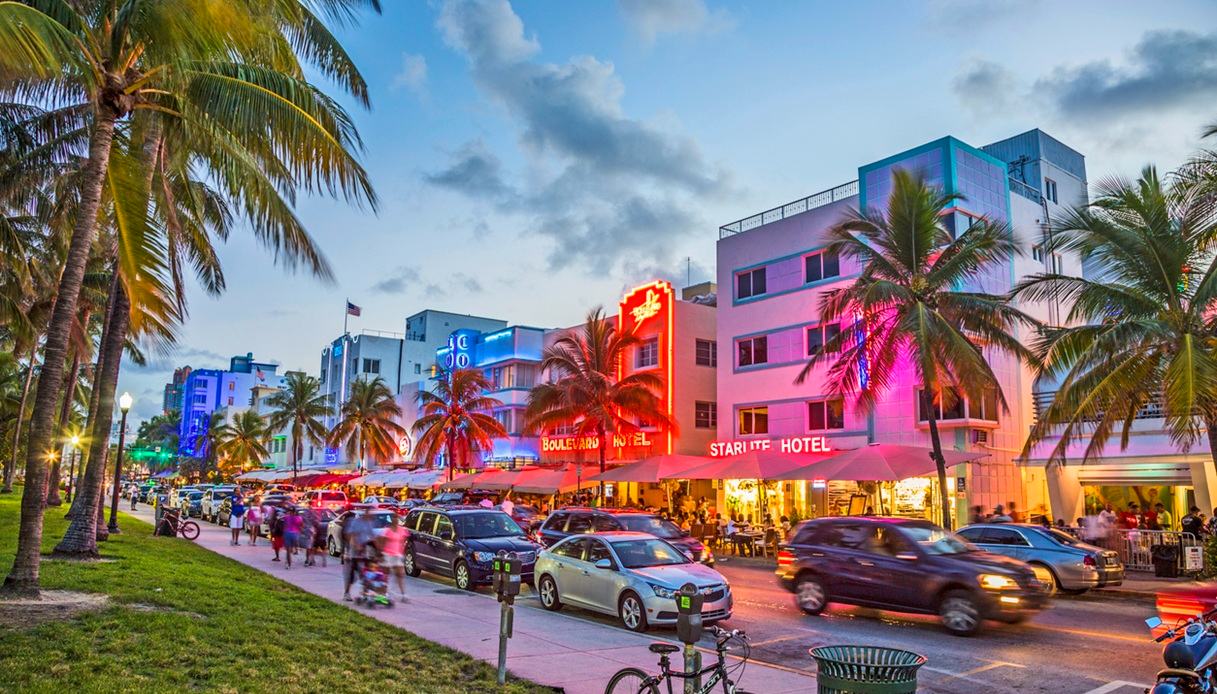 C'&egrave; anche l'Ocean Drive di Miami tra i luoghi in cui &egrave; ambientata la serie "M.I.A"