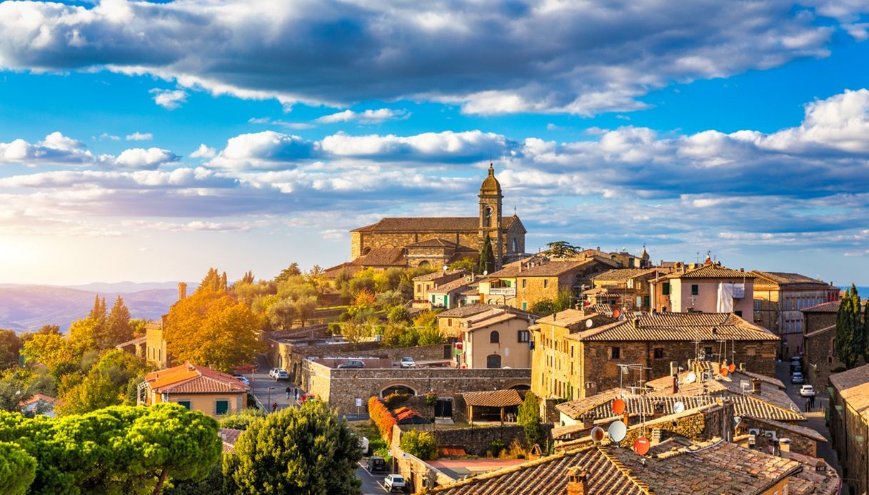 I borghi medievali e la campagna toscana sono co-protagonisti del film "Non è un paese oer single"
