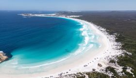 La bellezza selvaggia dell’australiana Wharton Beach, tra le spiagge più belle del mondo nel 2026