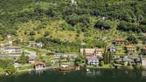 Apre il Giardino della Velarca, splendida casa-barca sul Lago di Como