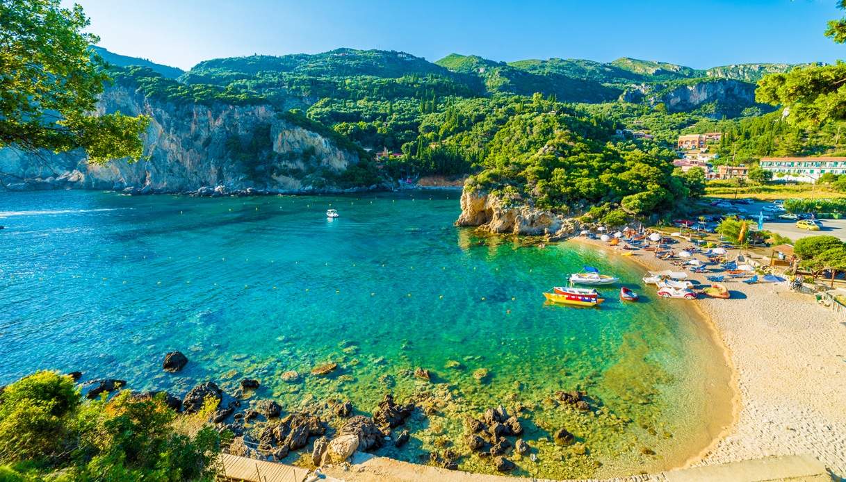 Agios Petros Beach, la spiaggia vicina alla principale di Paleokastritsa