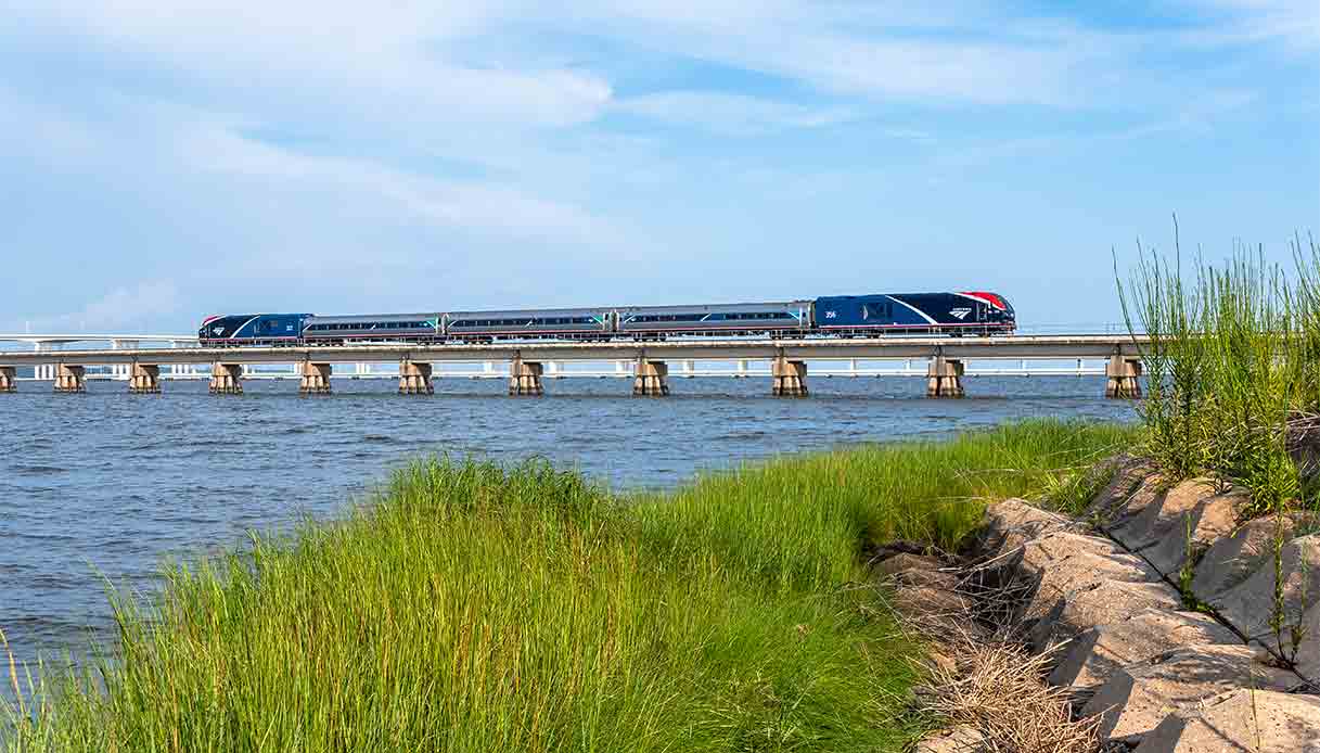 Amtrak-Mardi-Gras-Service-ponte