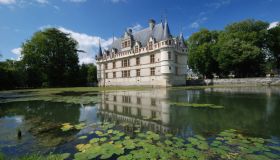 Castello di Azay-le-Rideau, il diamante che pare galleggiare sull’acqua