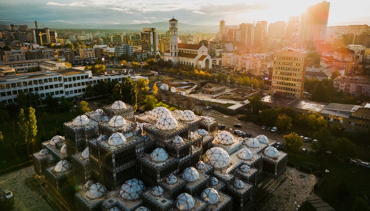 Biblioteca nazionale di Pristina, in Kosovo