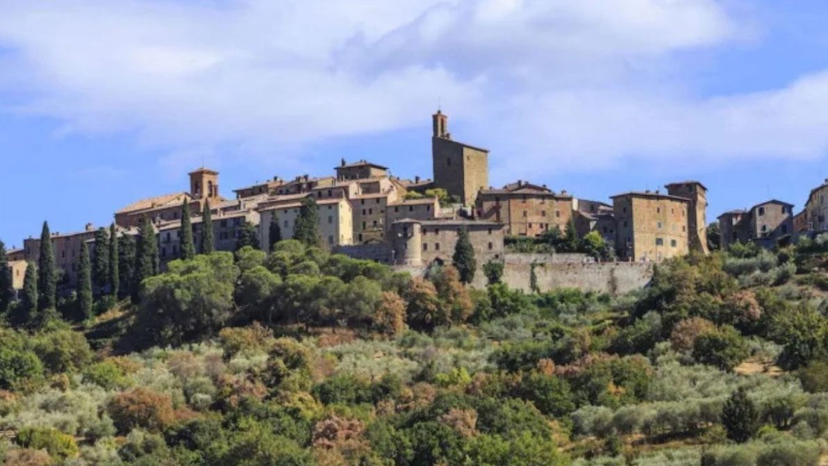 Monte Petrarvella riscrive la storia: scoperta la necropoli che cambia il suo futuro