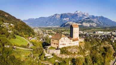 Castello di Sargans: la leggenda della Dama Bianca, una cantina storica e miniere da scoprire in Svizzera