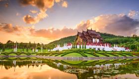 10 giorni in Thailandia del Nord: un viaggio lento tra vette sacre, antiche capitali perdute e segreti ancestrali