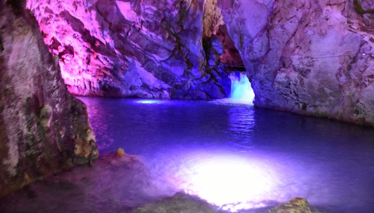Grotte di Pertosa-Auletta a Polla vicino a salerno