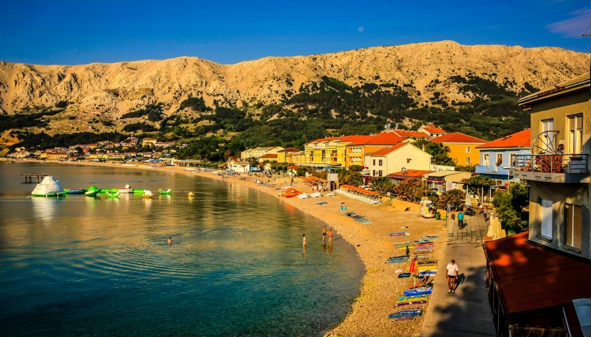 Alba sull'isola di Krk
