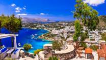 È l’isola greca che sfugge alle mode: Leros, tra verde intenso e baie scolpite dal vento