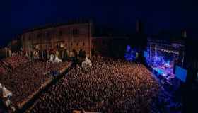 Festival musicali, l’estate 2026 in Italia si vive al ritmo di musica da Nord a Sud