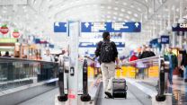 Diritti dei passeggeri aerei tra ritardi, risarcimenti e novità: cosa cambia per chi viaggia