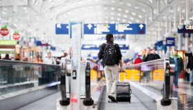 Diritti dei passeggeri aerei tra ritardi, risarcimenti e novità: cosa cambia per chi viaggia