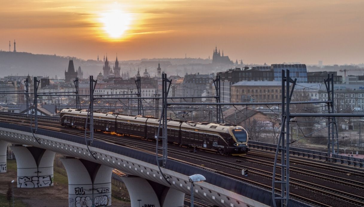 Nasce una delle rotte in treno più lunghe (e affascinanti) d’Europa