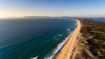 Tra risaie verdeggianti e litorali infiniti: Comporta, il volto più elegante e selvaggio dell’Alentejo