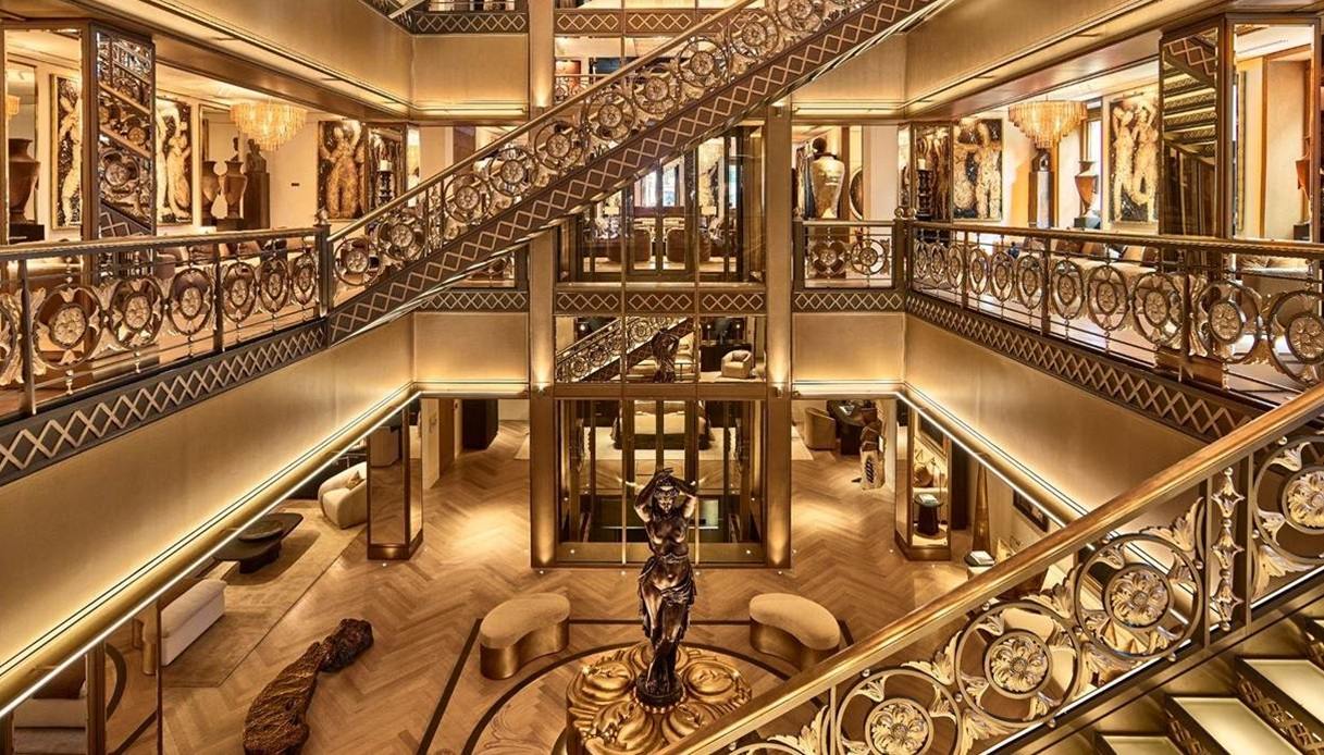 https://siviaggia.it/wp-content/uploads/sites/2/2026/06/RH-Champs-Elysees-interni-%C2%A9-RH-Paris-1.jpg
