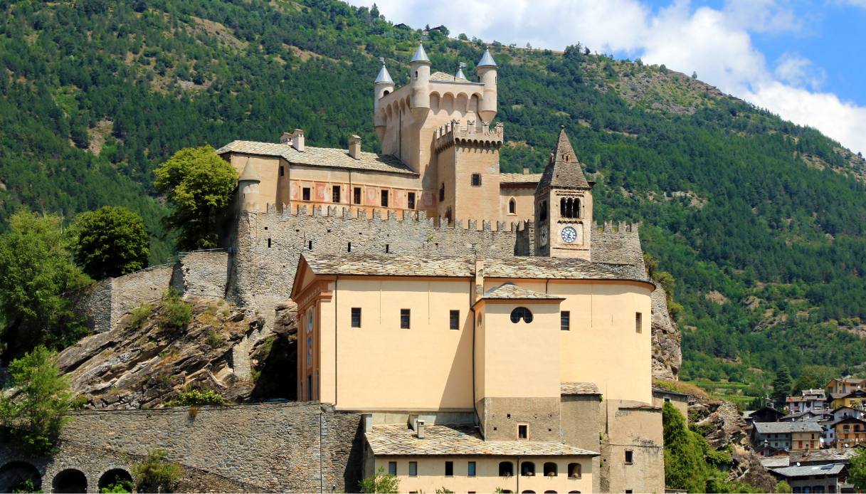 Saint-Pierre, il castello