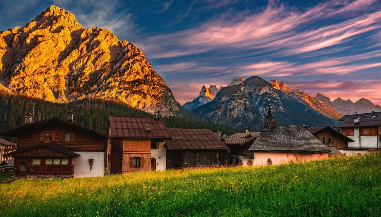 Tramonto nel borgo di Sappada, Friuli-Venezia Giulia