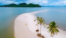 Viaggio nella Thailandia del Sud: 10 giorni tra città mercantili, laghi di loto, foreste ancestrali e isole speciali