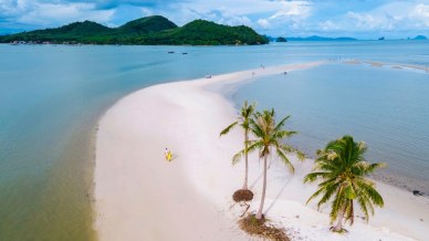 Viaggio nella Thailandia del Sud: 10 giorni tra città mercantili, laghi di loto, foreste ancestrali e isole speciali