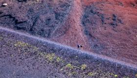 Il Parco dell’Etna in estate, trekking suggestivo sul vulcano attivo più alto d’Europa