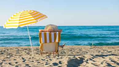 Aumentano i prezzi, ma gli italiani continuano a partire: qual è oggi il vero lusso delle vacanze