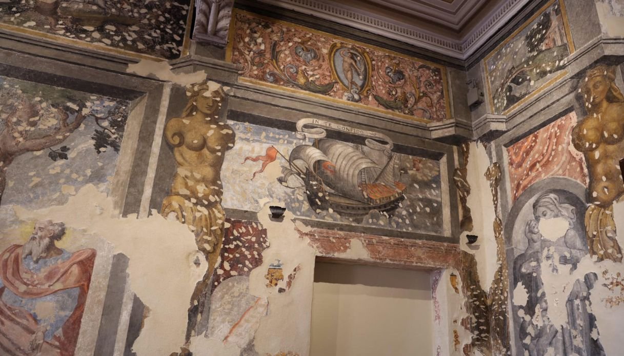Ciclo di affreschi nella Biblioteca di Casa Leopardi