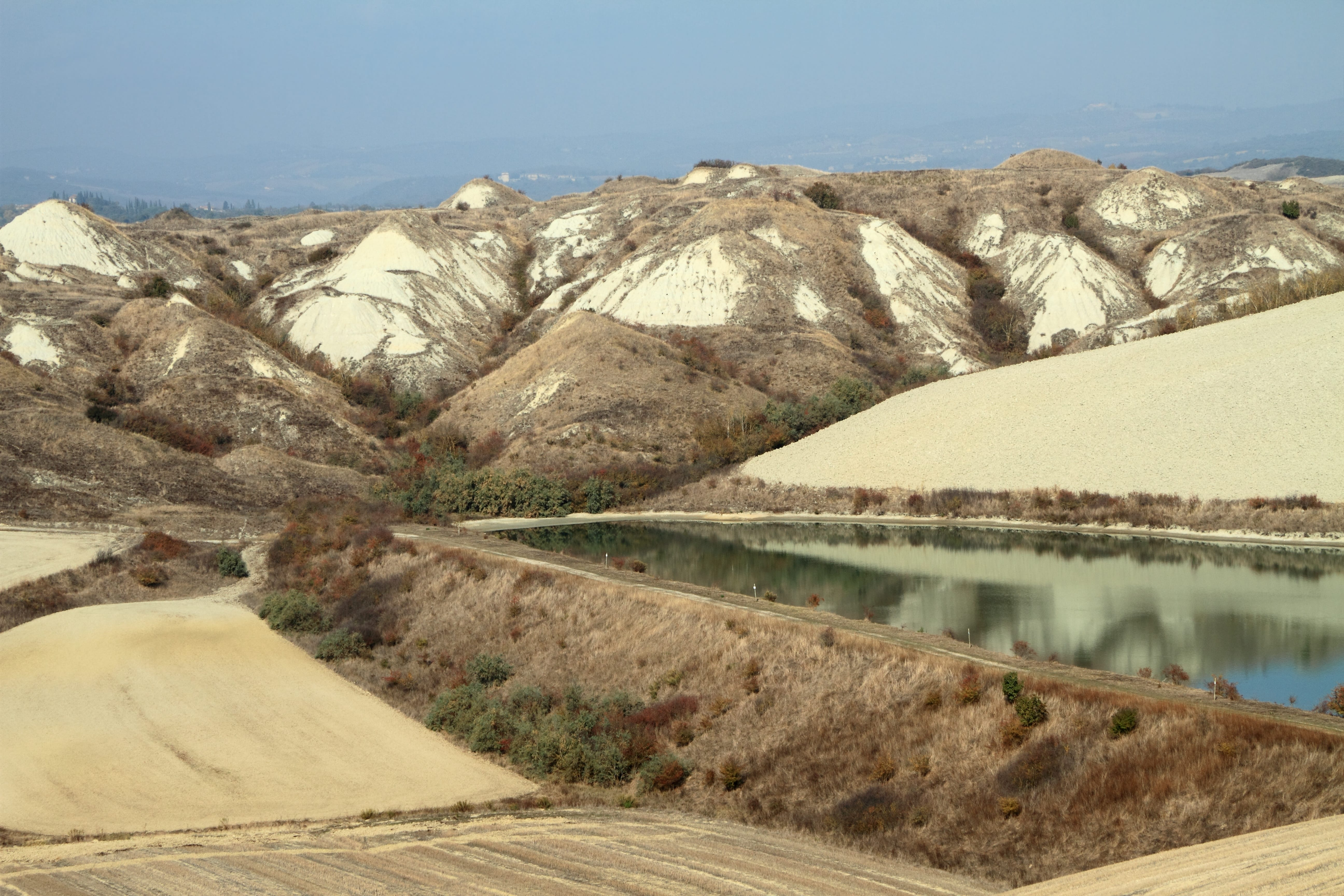 deserto accona toscana