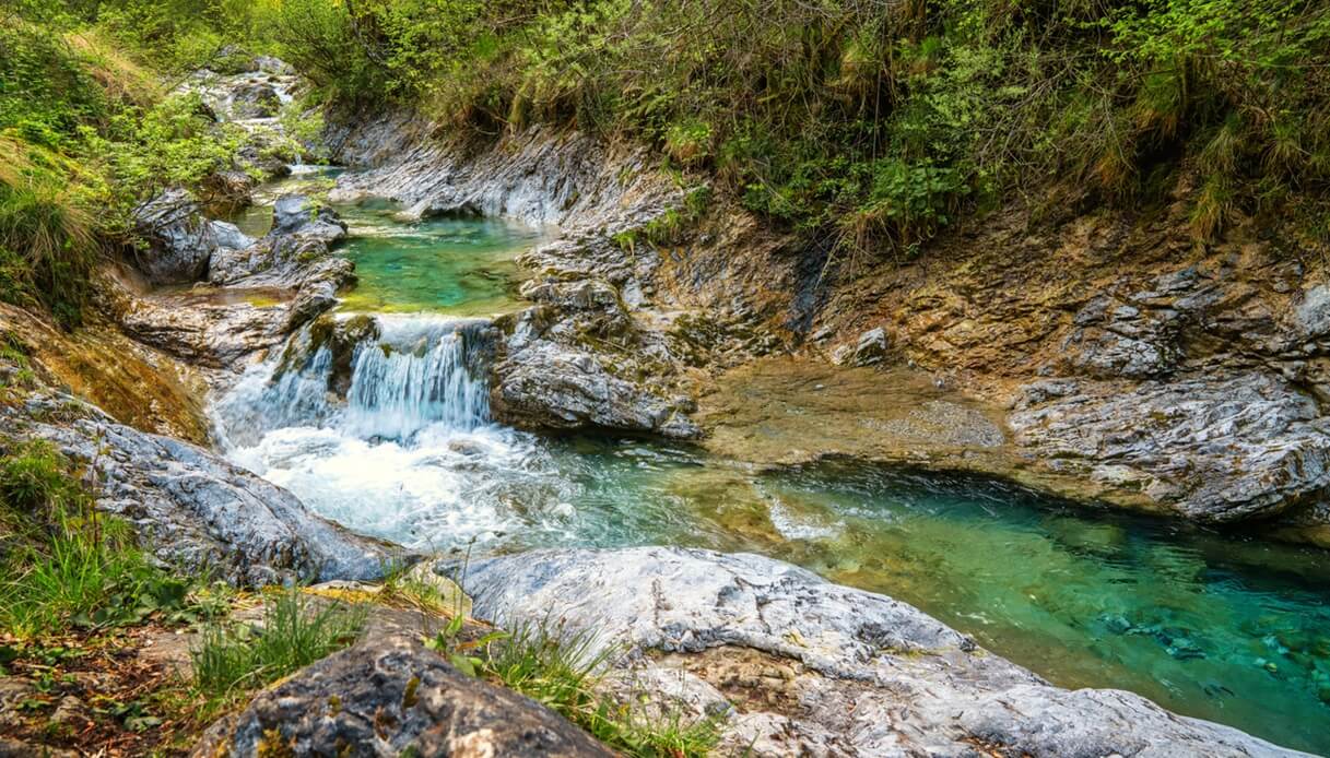 dove fare bagno piscine naturali lombardia