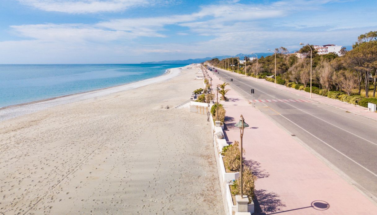Il lungomare di Locri, Calabria