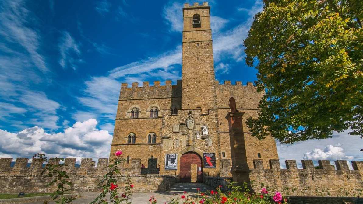 Castello dei Conti Guidi, uno dei simboli medievali più affascinanti della Toscana