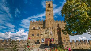 Castello dei Conti Guidi, uno dei simboli medievali più affascinanti della Toscana