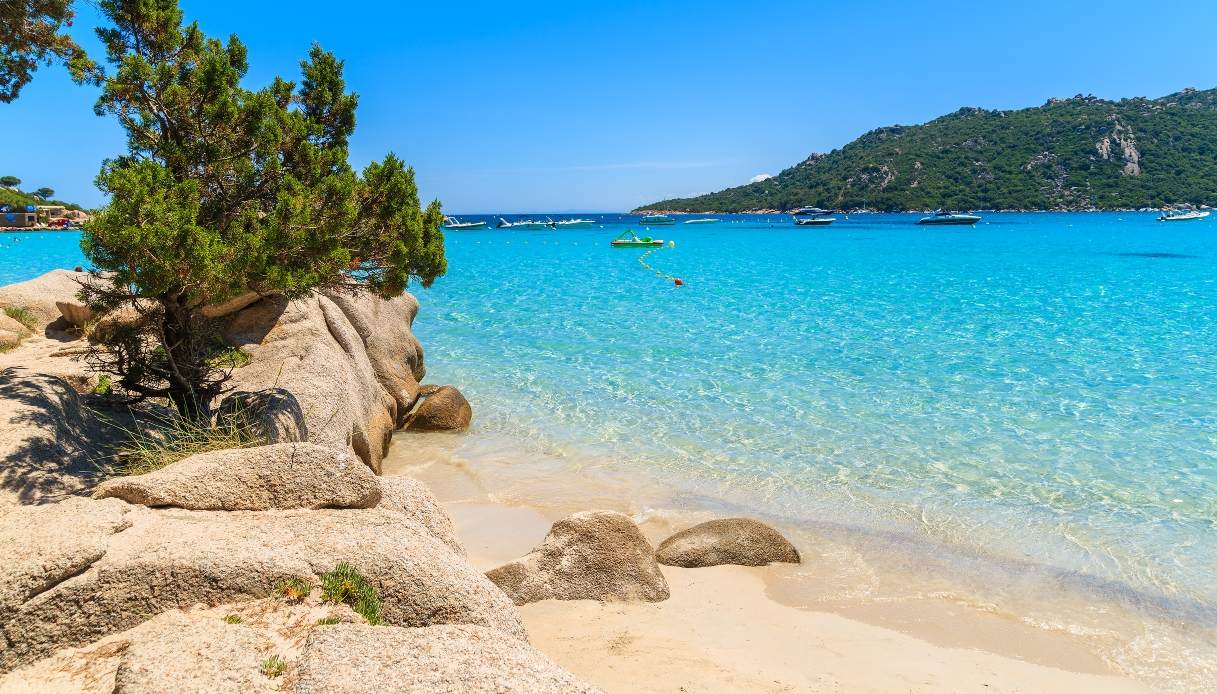 La spiaggia di Santa Giulia in Corsica