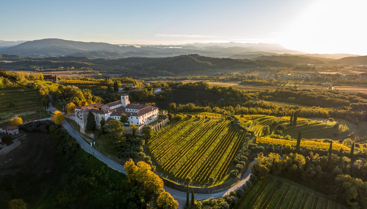 Abbazia di Rosazzo, mille anni di storia tra spiritualità e vigneti nelle colline del Friuli