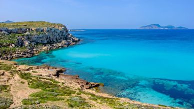 Favignana è il regno di Ulisse: i luoghi del film Odissea di Christopher Nolan