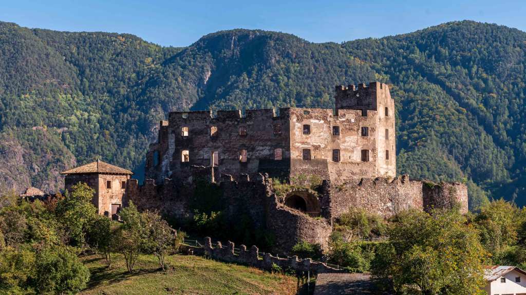 Castel_Rafenstein