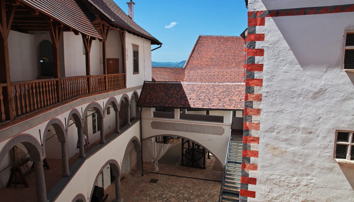Dentro Veliki Tabor, Croazia