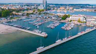 Gdynia diventa patrimonio UNESCO: viaggio nella città polacca nata dal mare e dal modernismo