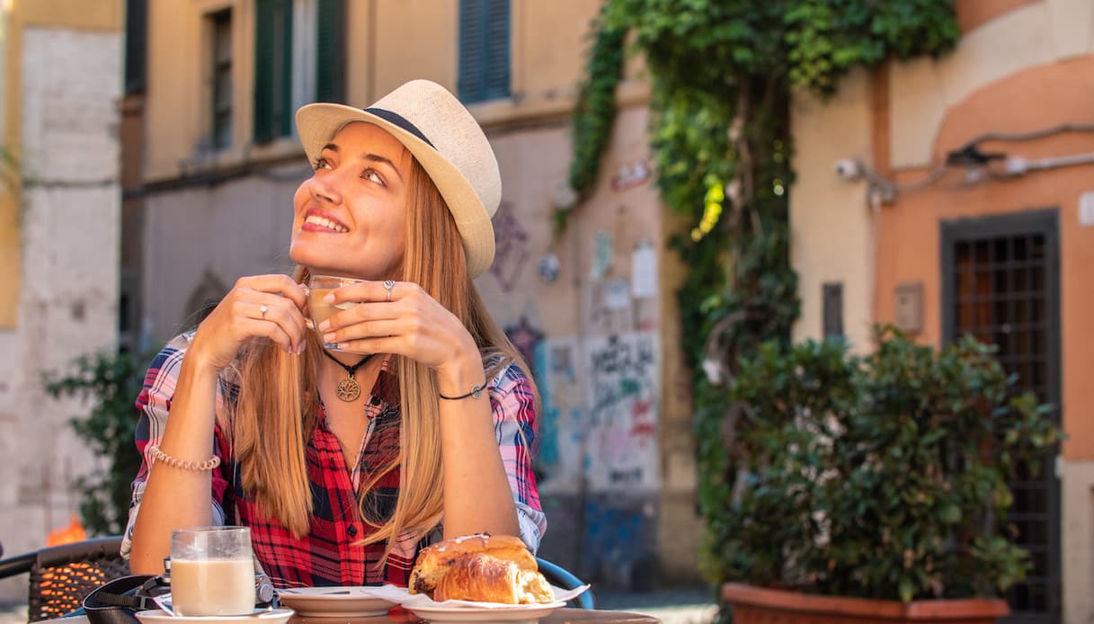 Italia, turista, cappuccino