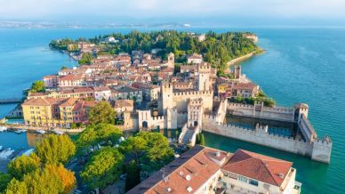 Il Lago di Garda fa il giro del mondo e finisce su Forbes: svelato il suo lato più sorprendente